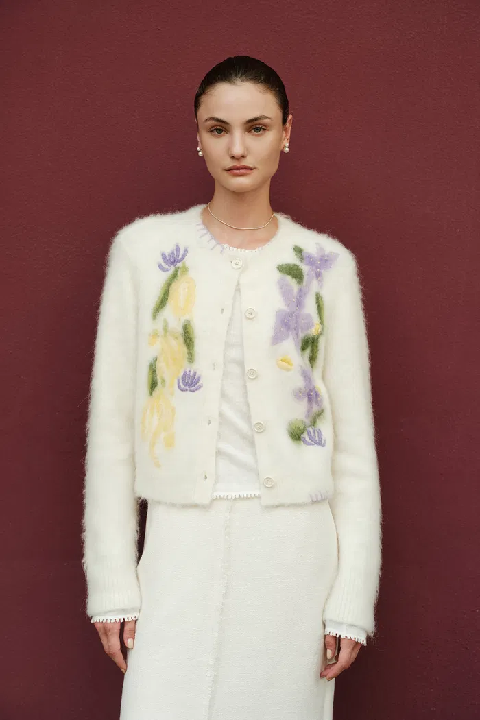 5362-cymbidium-hand-embroidered-flora-cardigan-in-alpaca-blend-knit-1.webp