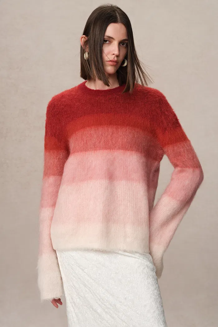 5378-cherry-ombr-sweater-in-baby-alpaca-blend-1.webp