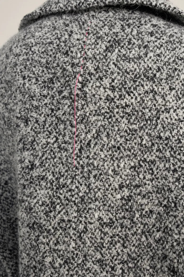 5394-daisy-coat-in-ultralight-boucl-wool-1.webp