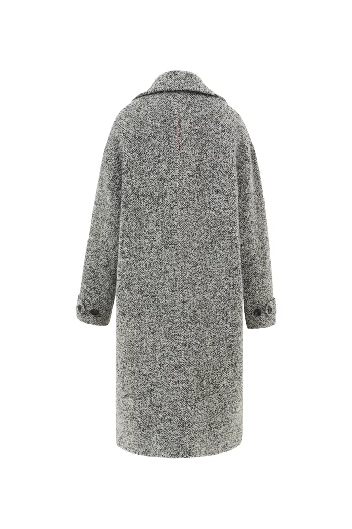 5394-daisy-coat-in-ultralight-boucl-wool-1.webp