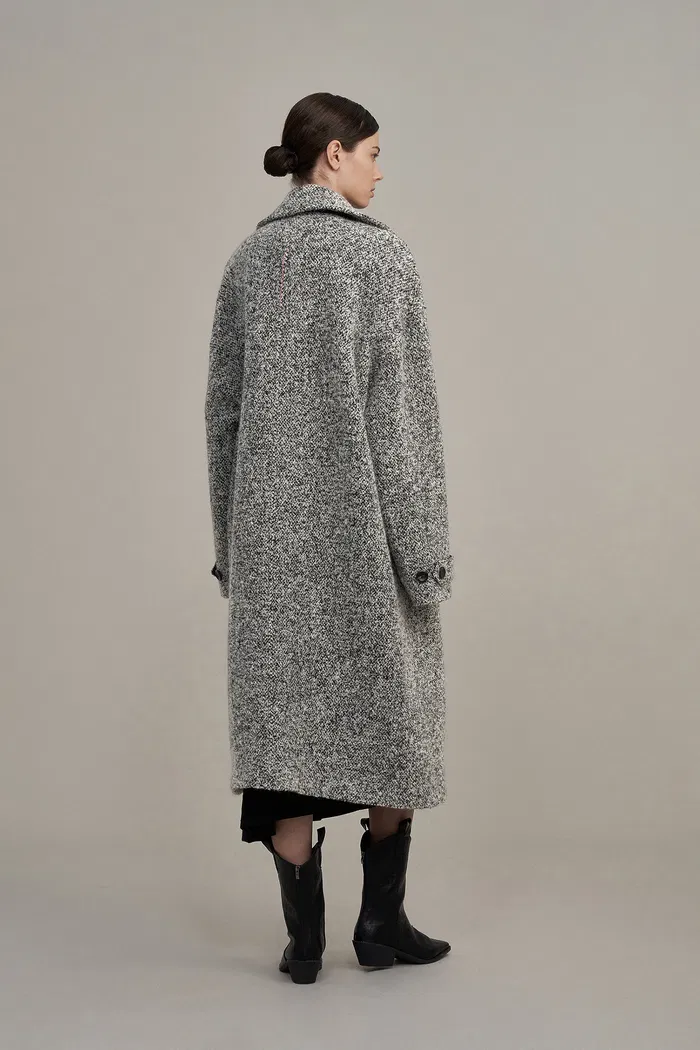 5394-daisy-coat-in-ultralight-boucl-wool-1.webp