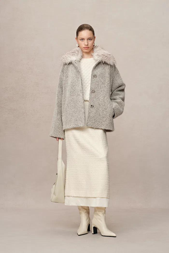 Blossom Detachable Fur Collar Coat in Ultra-Light Alpaca BouclÃ©