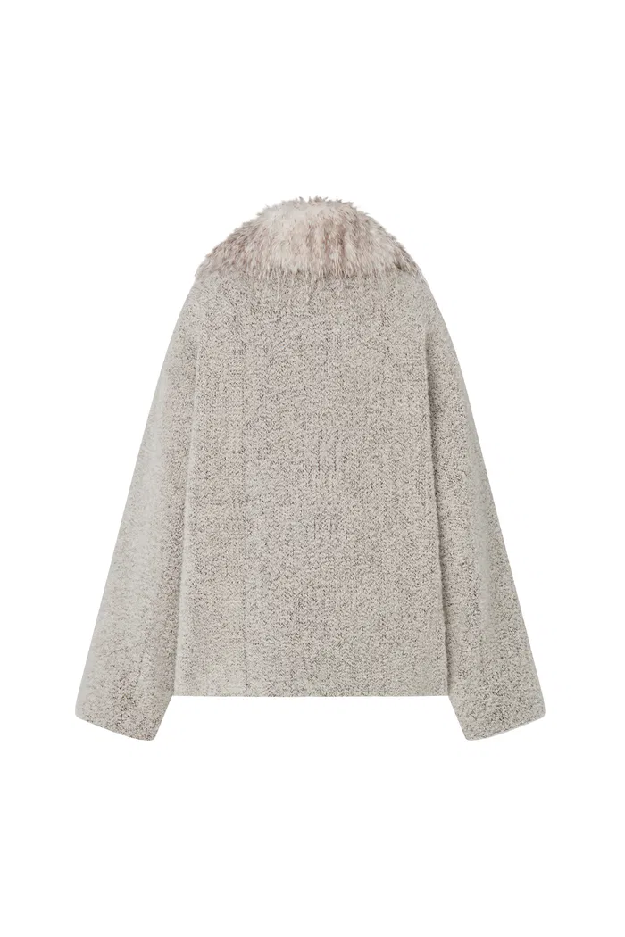 5410-blossom-detachable-fur-collar-coat-in-ultra-light-alpaca-boucl–1.webp
