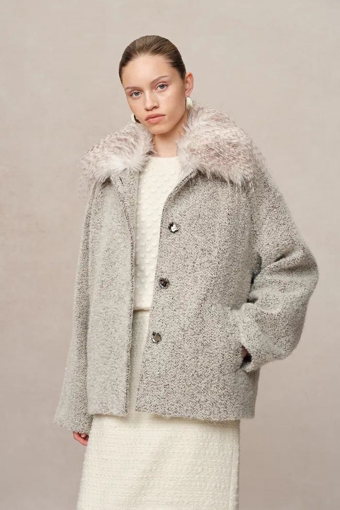 5410-blossom-detachable-fur-collar-coat-in-ultra-light-alpaca-boucl–1.webp
