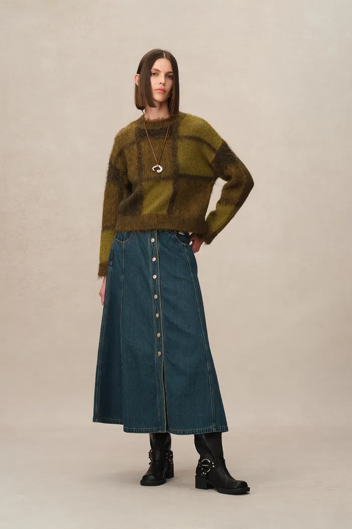 5462-sibton-checked-cropped-pullover-in-baby-alpaca-blend-knit-1.webp