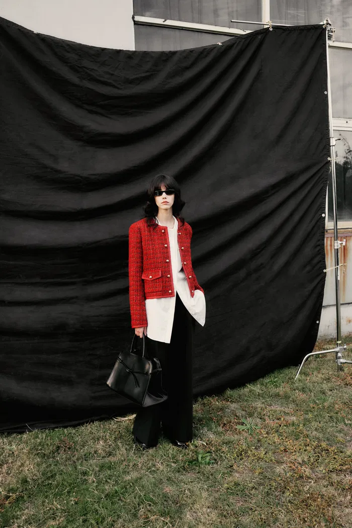 5474-lisa-double-breasted-jacket-in-textured-tweed-1.webp