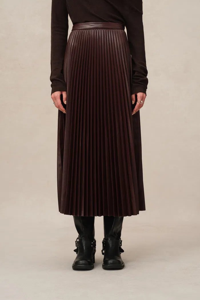 5500-mari-pleated-skirt-in-vegan-leather-1.webp