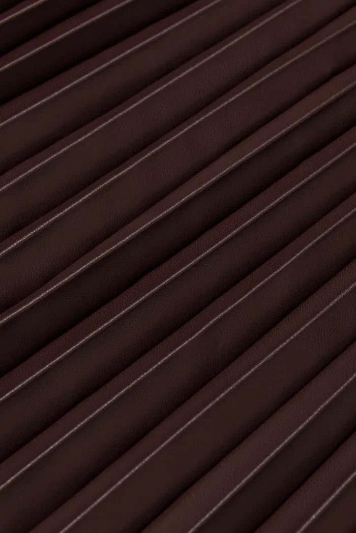 5500-mari-pleated-skirt-in-vegan-leather-1.webp
