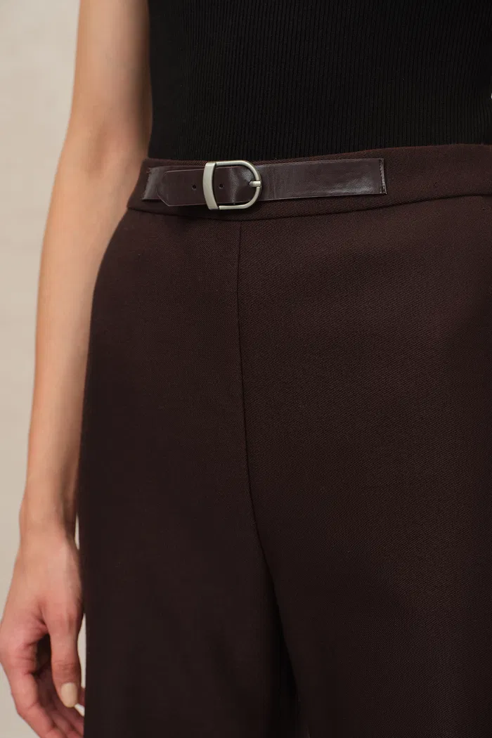 5564-durini-mini-flared-straight-leg-pants-in-merino-wool-twill-1.webp