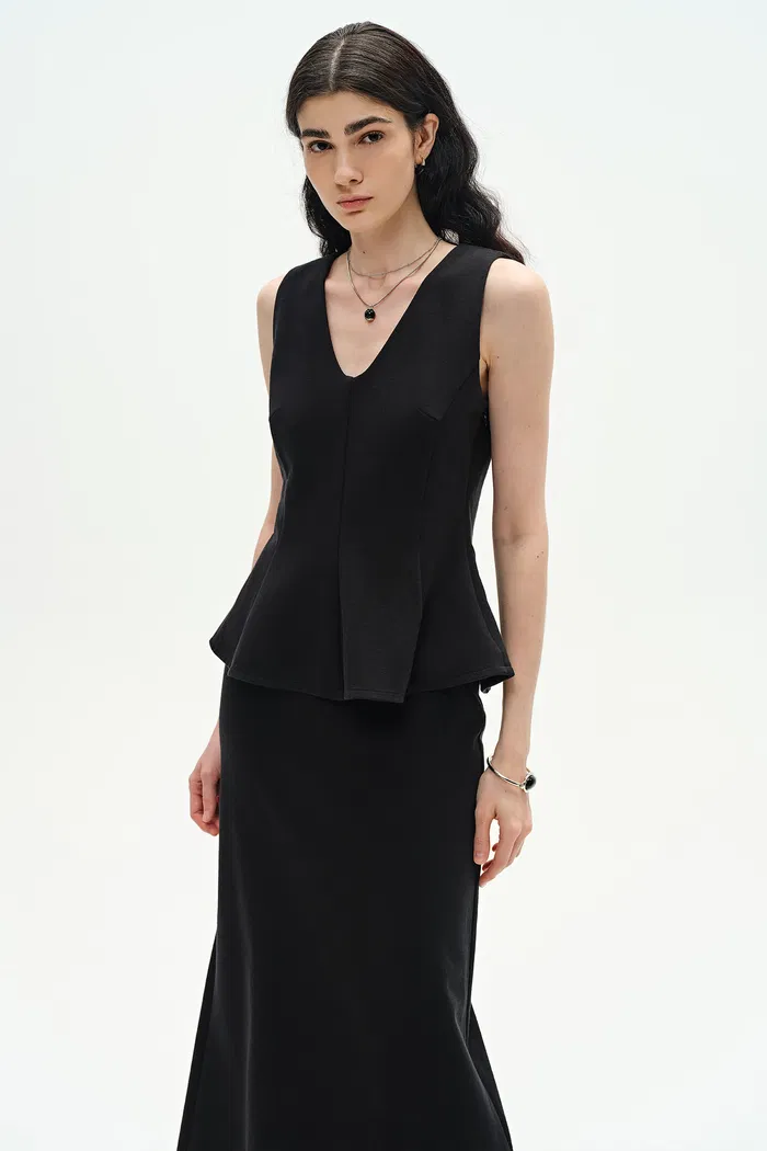 Alina Sculpted Sleeveless Top in Cotton Blend