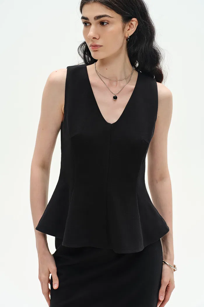 5588-alina-sculpted-sleeveless-top-in-cotton-blend-1.webp