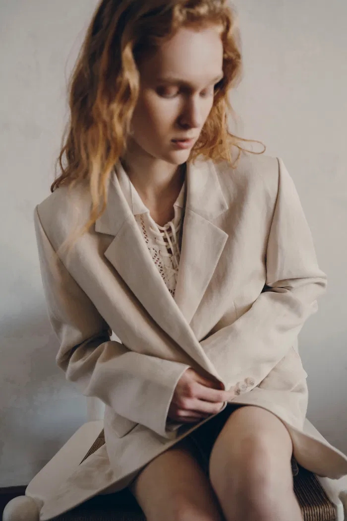 5634-barra-suit-blazer-in-silk-linen-1.webp