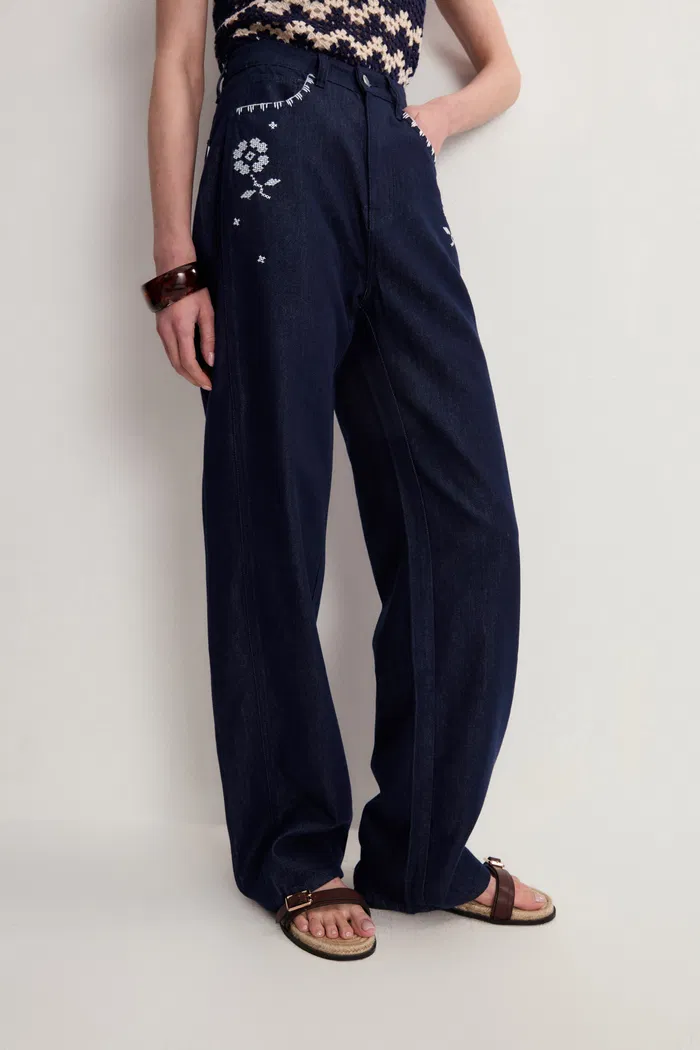 Fiona Floral Embroidered Straight Leg Jeans in Raw Denim