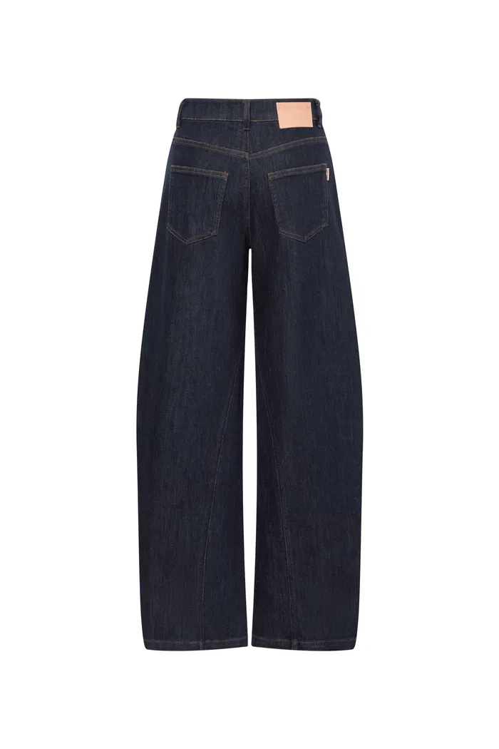 5750-wendy-jeans-in-raw-denim-1.webp