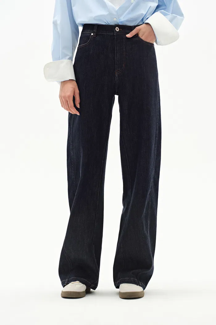 5750-wendy-jeans-in-raw-denim-1.webp