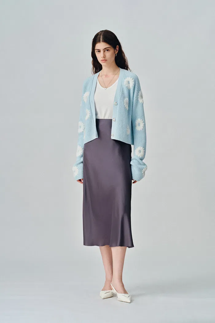 5774-emma-a-line-midi-skirt-in-19mm-mulberry-silk-1.webp