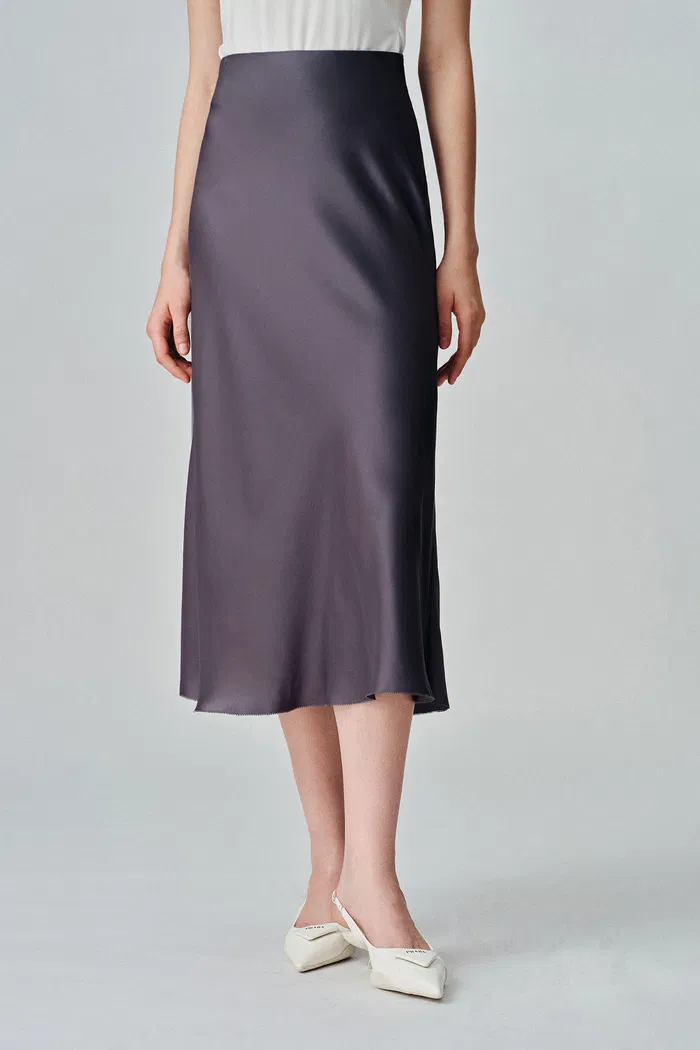 5774-emma-a-line-midi-skirt-in-19mm-mulberry-silk-1.webp