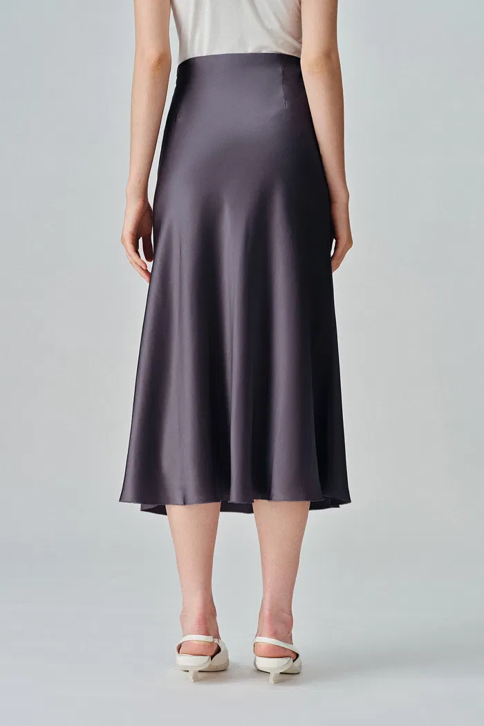 5774-emma-a-line-midi-skirt-in-19mm-mulberry-silk-1.webp