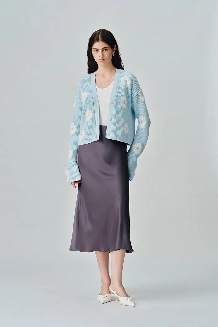 5774-emma-a-line-midi-skirt-in-19mm-mulberry-silk-1.webp