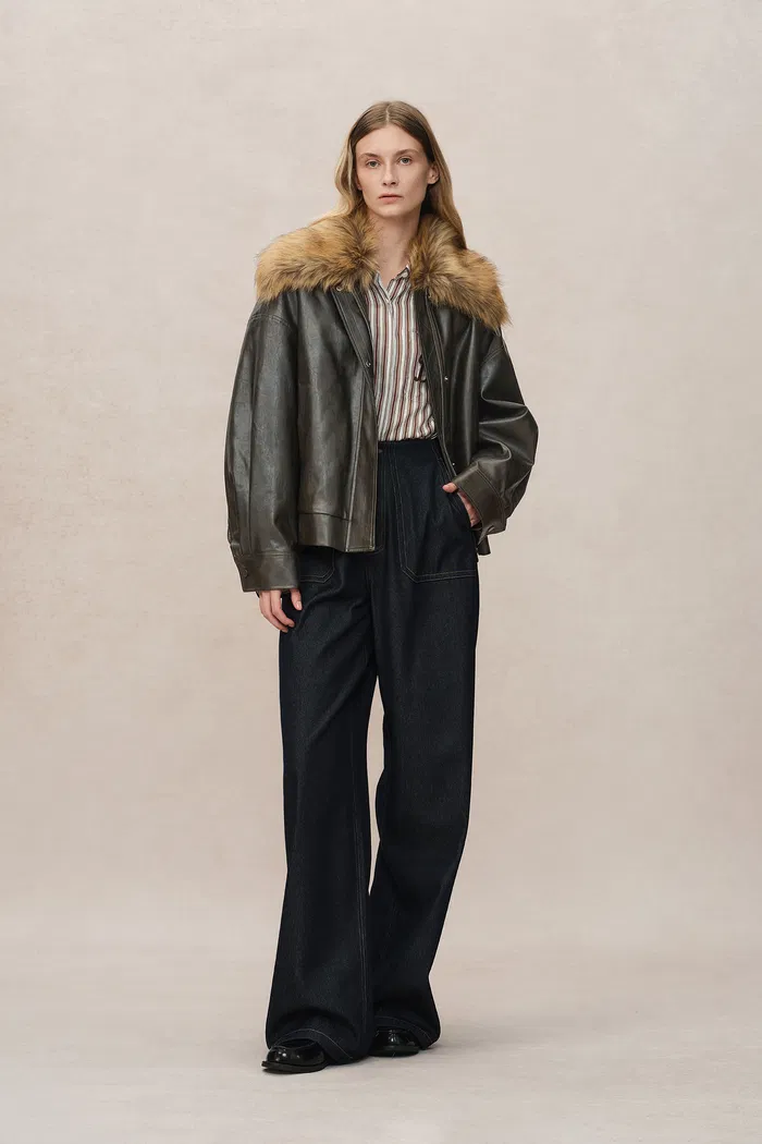 5798-ria-removable-quilted-lining-jacket-in-vegan-leather-with-faux-fur-1.webp