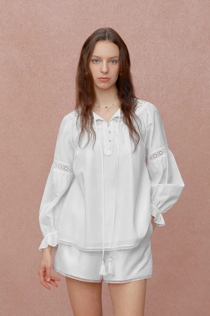 5824-emily-embroidered-collar-top-and-shorts-matching-set-in-silk-cotton-blend-1.webp