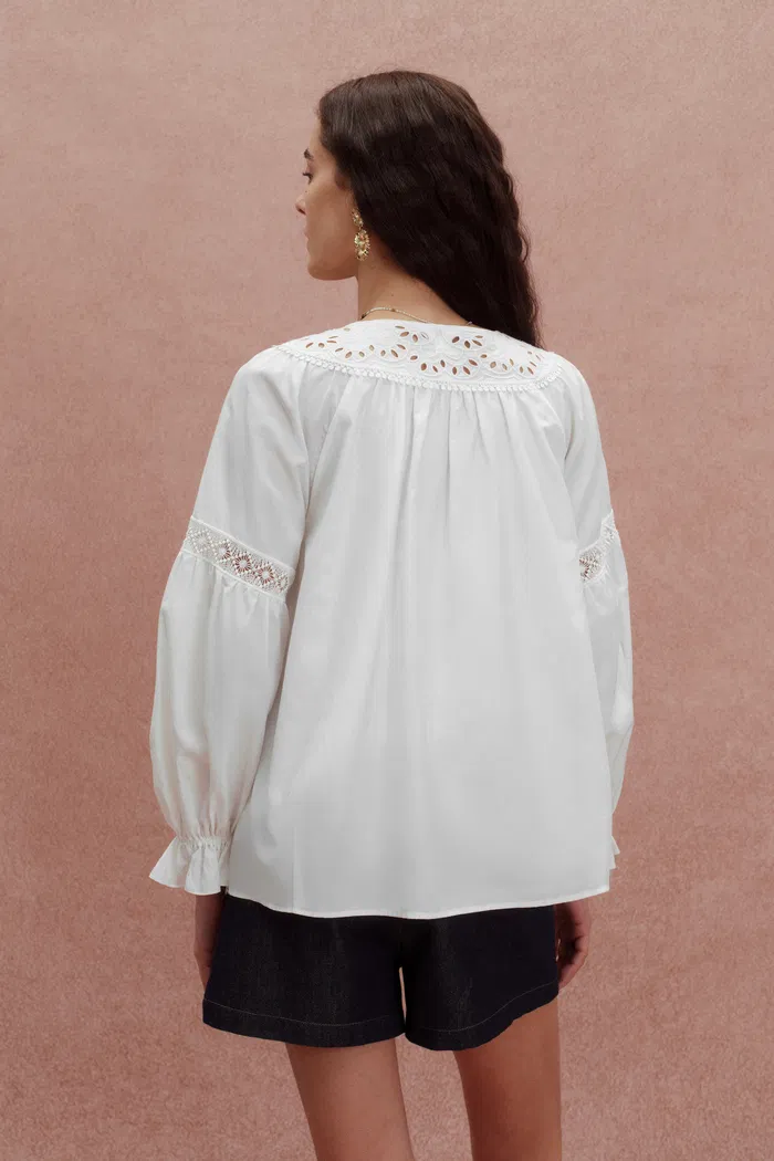 5824-emily-embroidered-collar-top-and-shorts-matching-set-in-silk-cotton-blend-1.webp