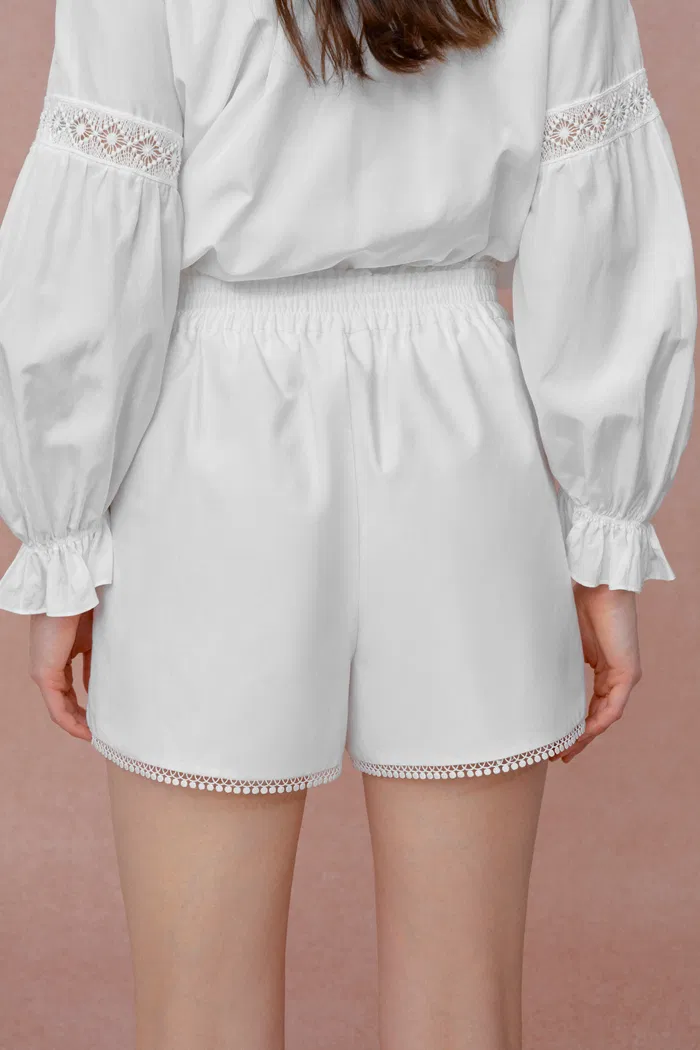 5824-emily-embroidered-collar-top-and-shorts-matching-set-in-silk-cotton-blend-1.webp