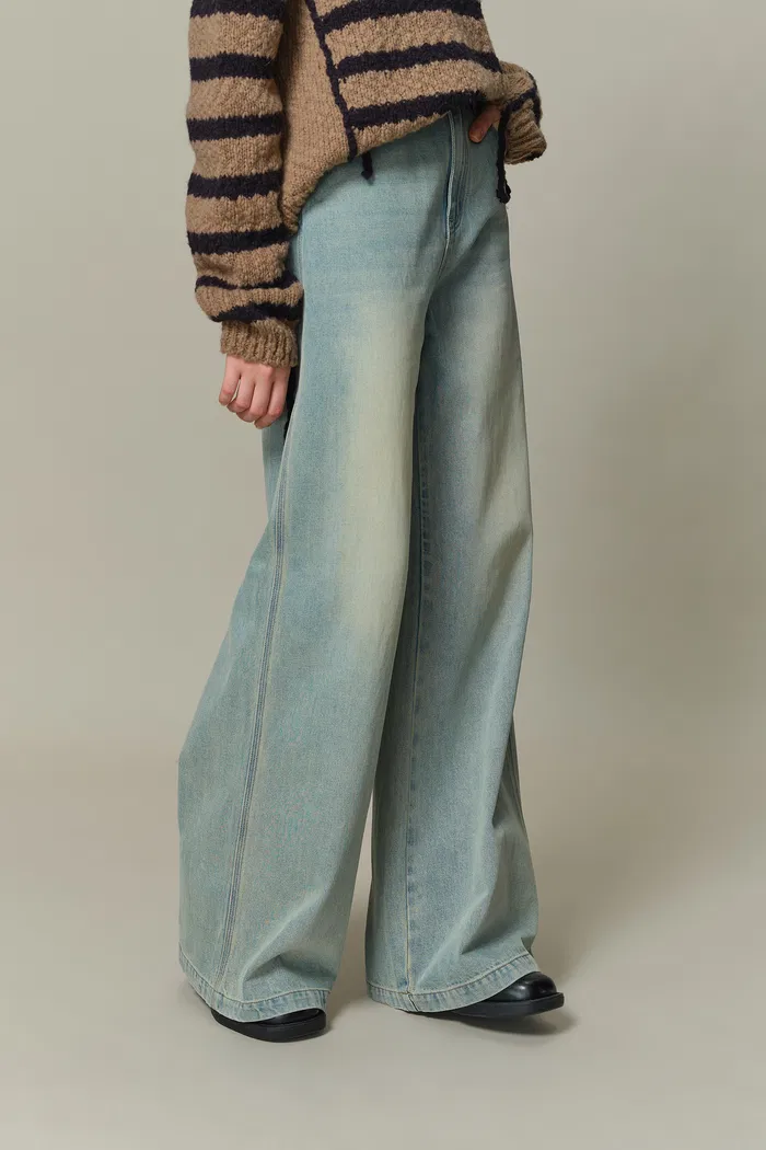 5850-erika-jeans-in-turkish-washed-cotton-denim-1.webp