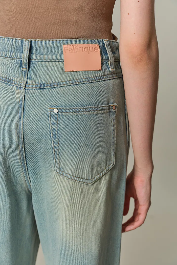 5850-erika-jeans-in-turkish-washed-cotton-denim-1.webp