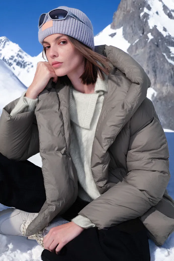 5866-iliana-gray-belted-hooded-white-duck-down-jacket-in-ultra-light-fabric-1.webp
