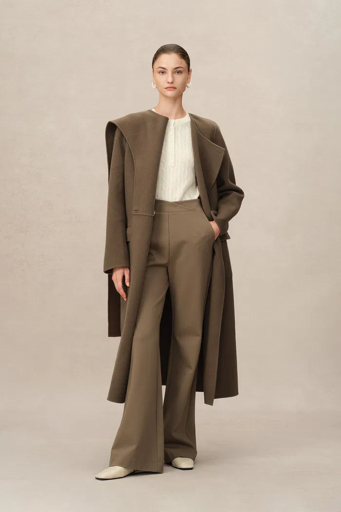 5896-zyma-oversized-coat-in-merino-wool-1.webp