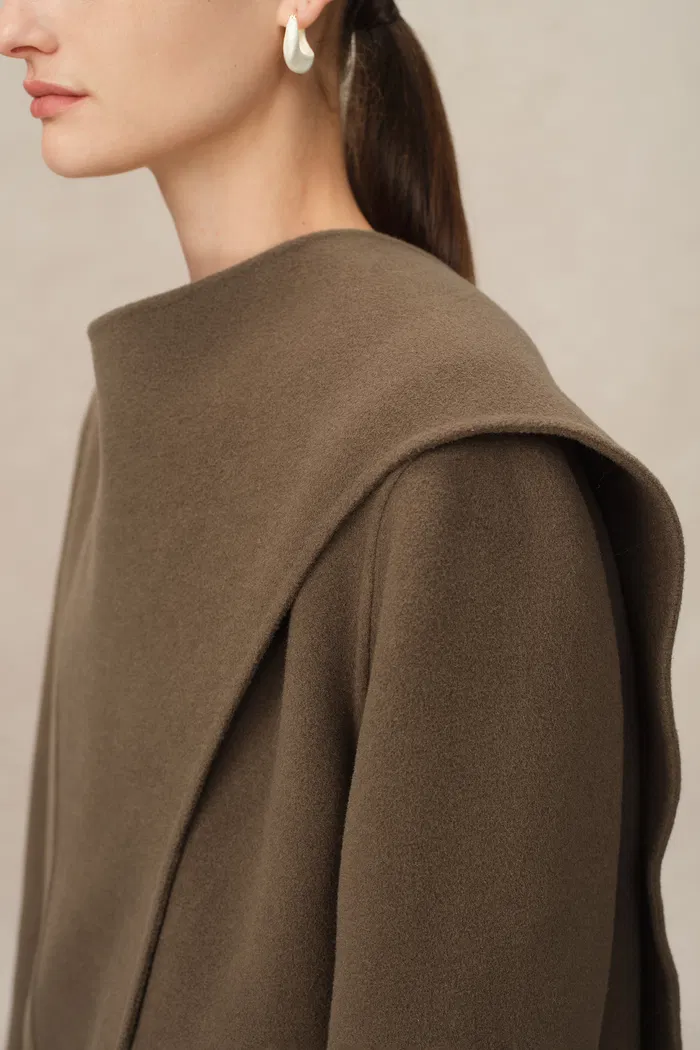 5896-zyma-oversized-coat-in-merino-wool-1.webp
