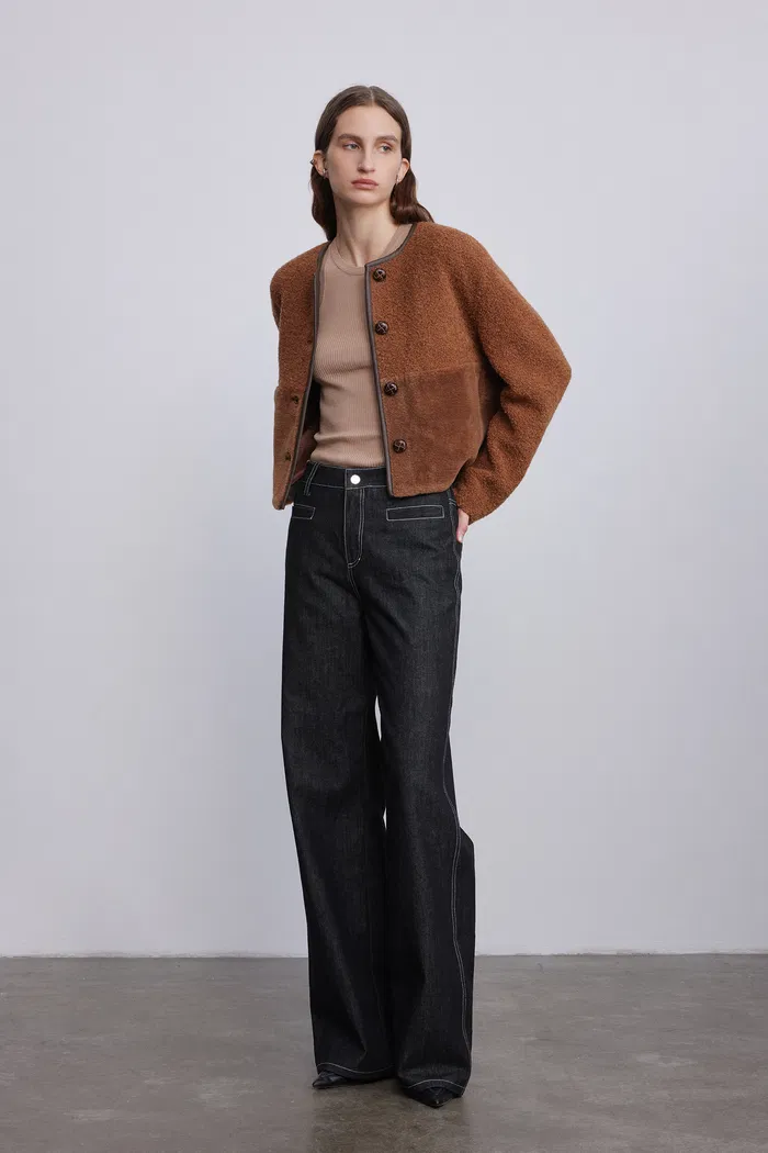5904-orla-paneled-short-coat-in-wool-1.webp