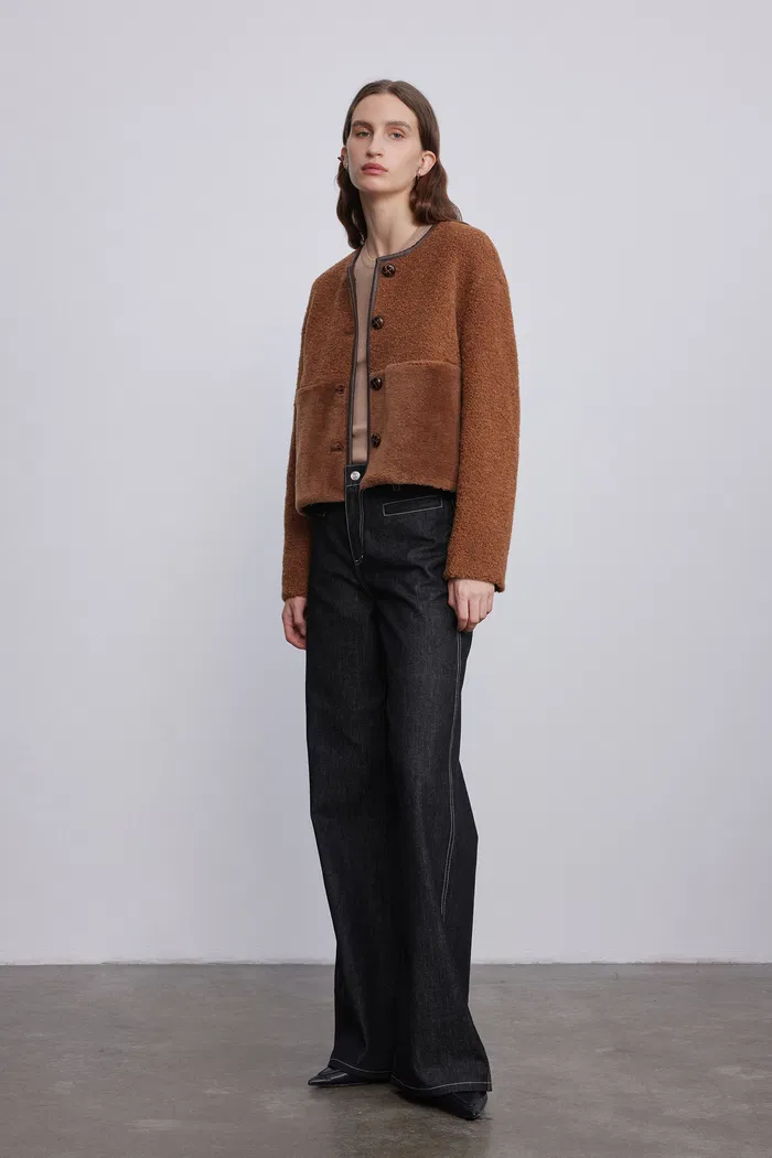 5904-orla-paneled-short-coat-in-wool-1.webp