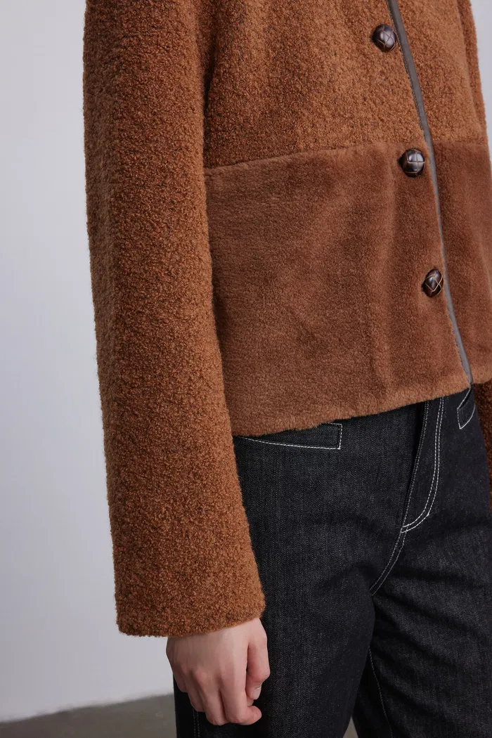 5904-orla-paneled-short-coat-in-wool-1.webp