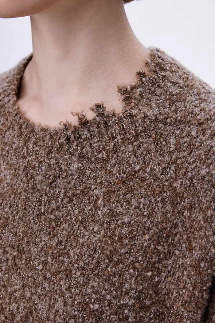 5955-virginia-handcrafted-sweater-with-detachable-scarf-in-boucl-blend-knit-yarn-1.webp