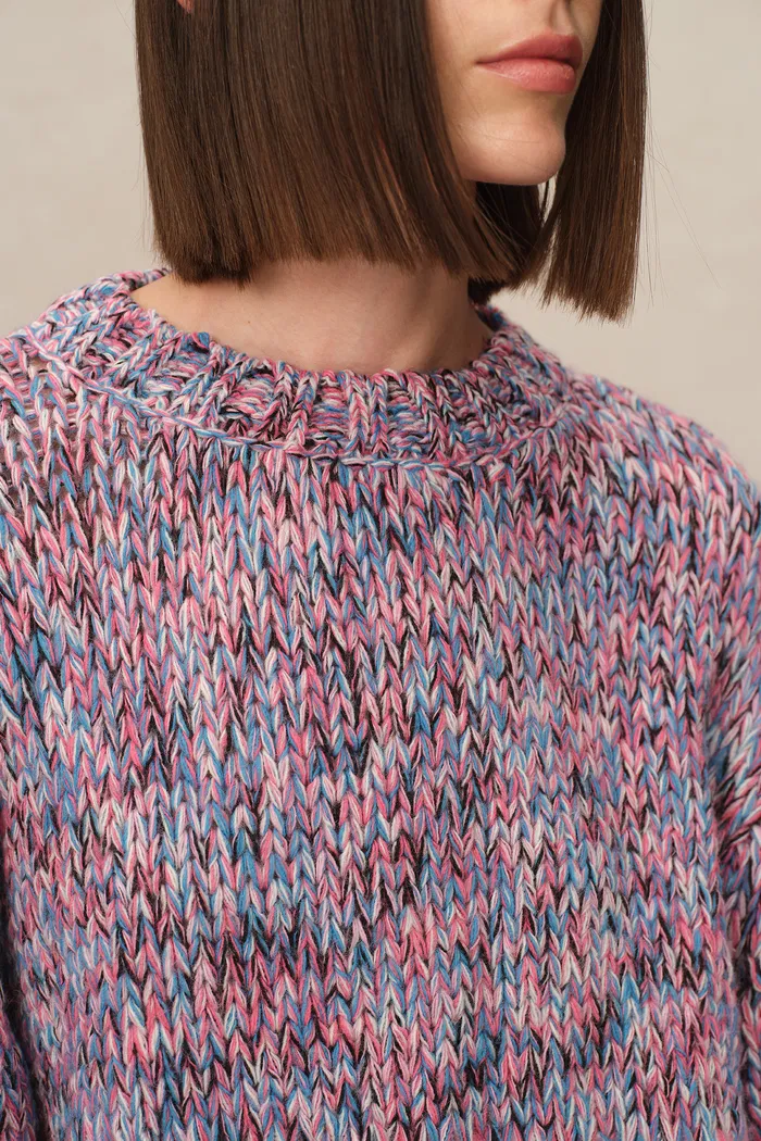 6011-phoebe-chunky-sweater-in-iceland-wool-knit-1.webp