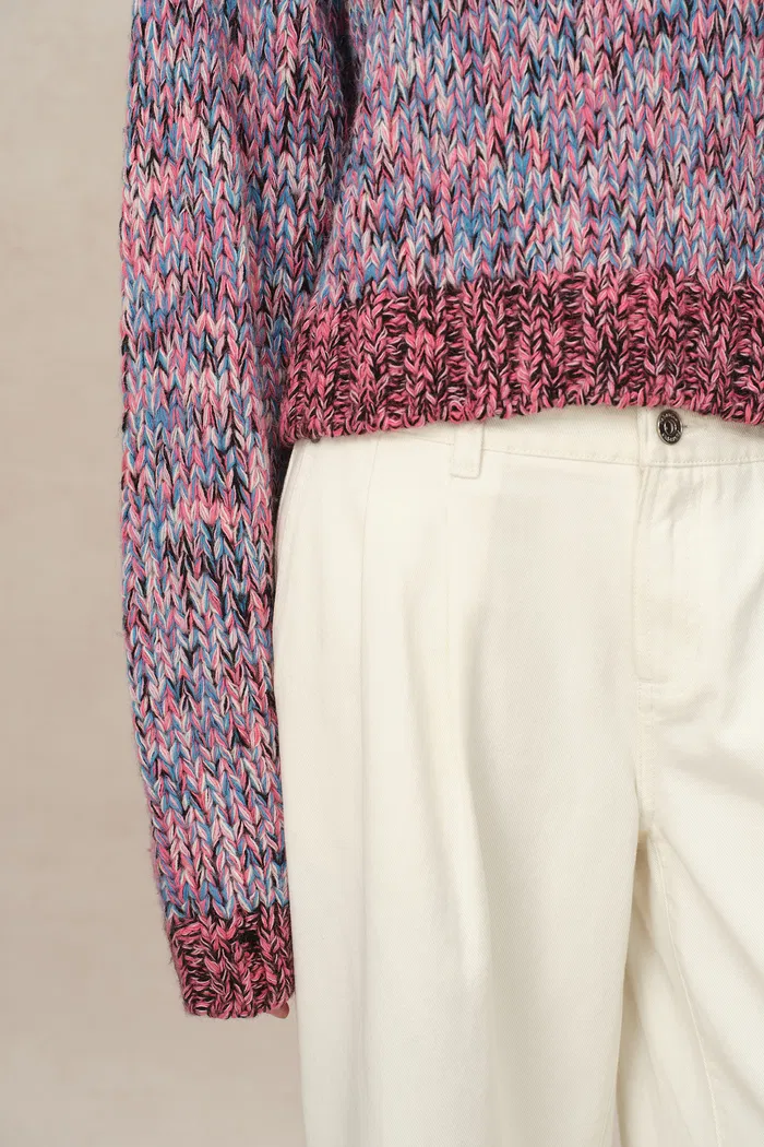6011-phoebe-chunky-sweater-in-iceland-wool-knit-1.webp