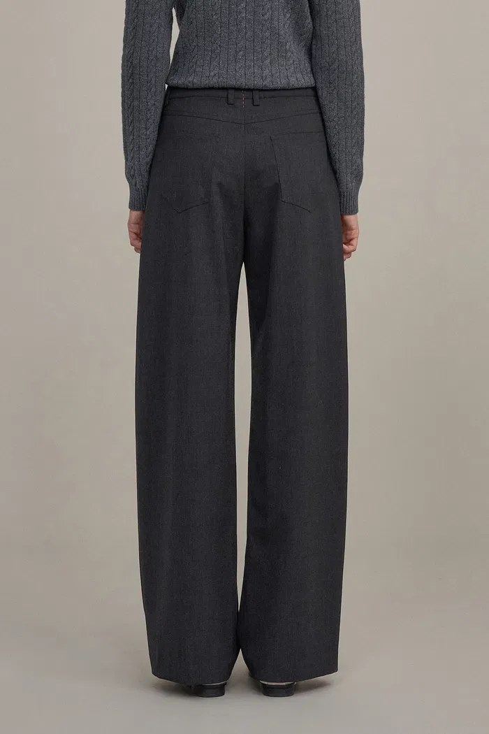 6031-elena-casual-trousers-in-fine-wool-1.webp