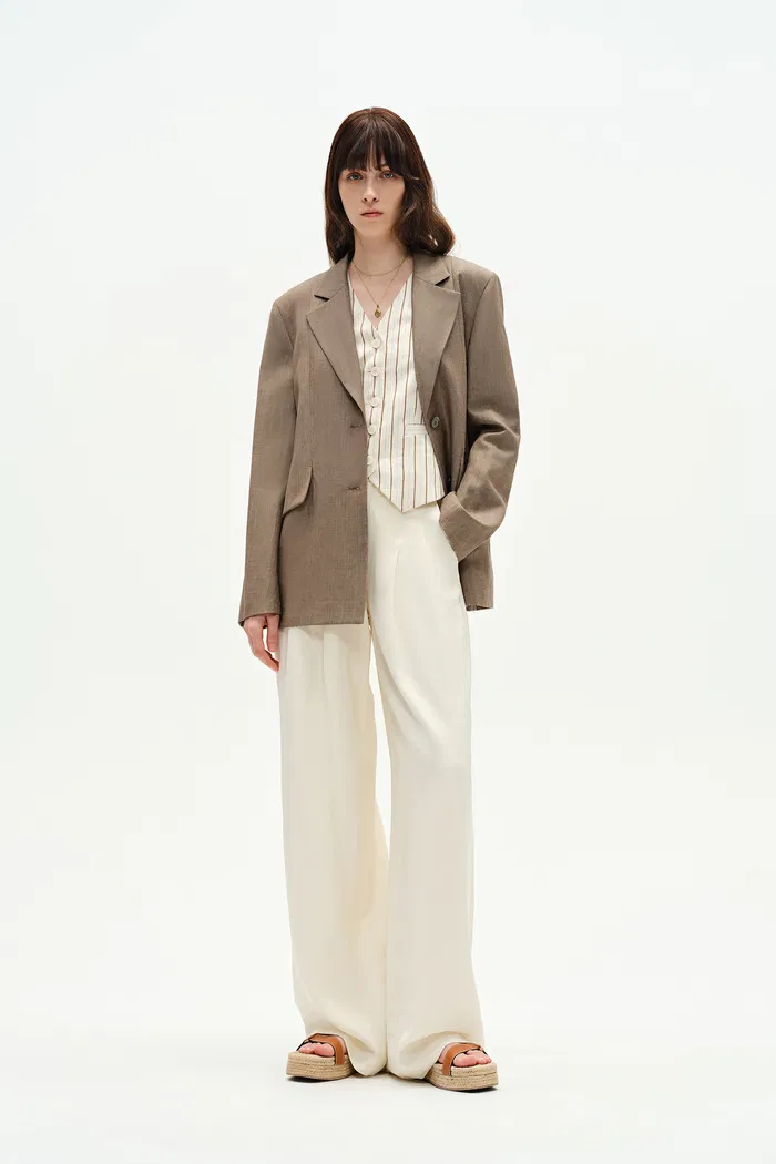 6133-graf-beige-blonde-suit-jacket-in-linen-wool-1.webp