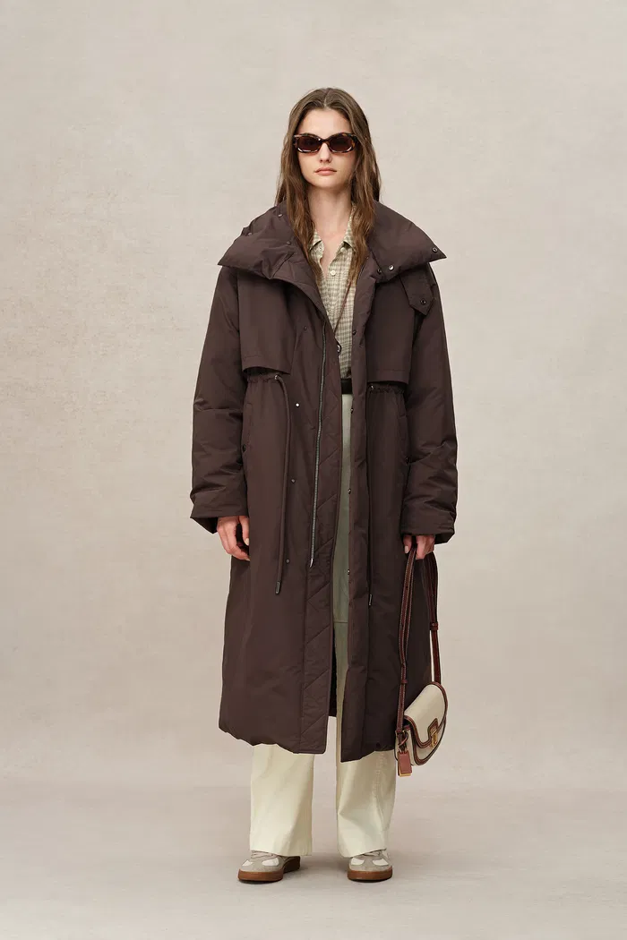 6141-maddalena-ultralight-brown-long-down-coat-in-tear-and-water-repellent-fabric-1.webp