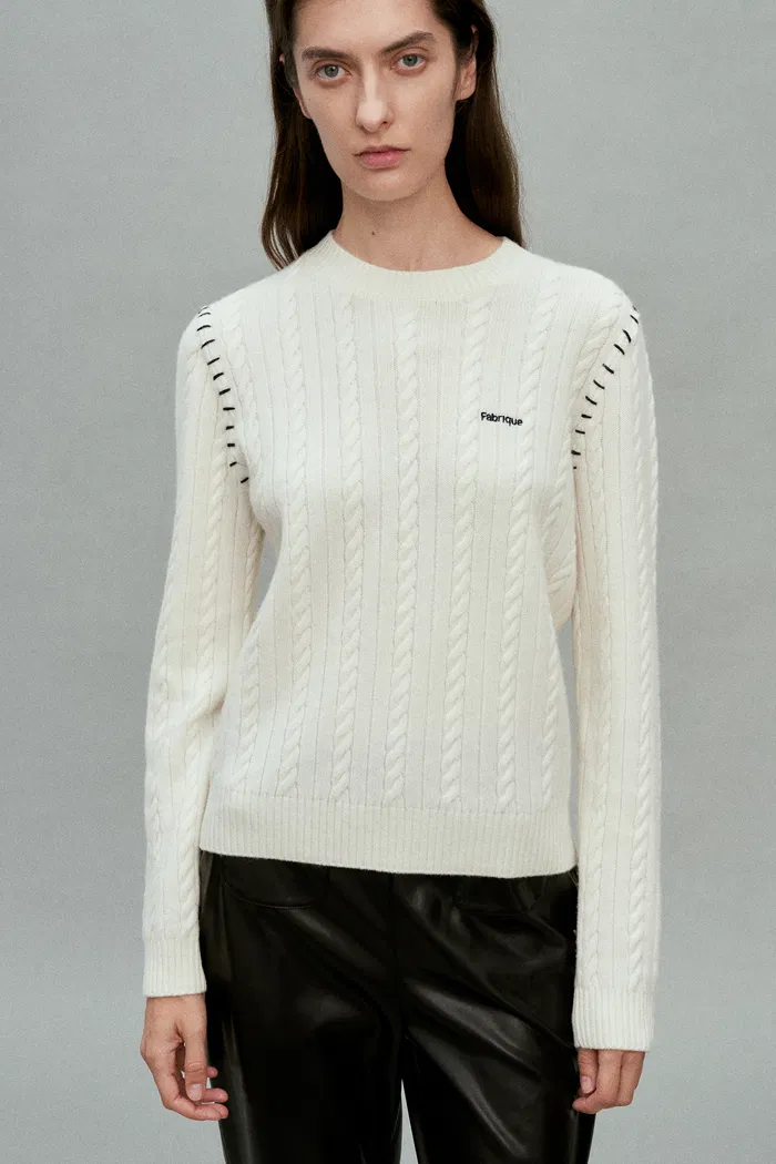 6175-nova-sweater-in-merino-cashmere-cable-knit-1.webp