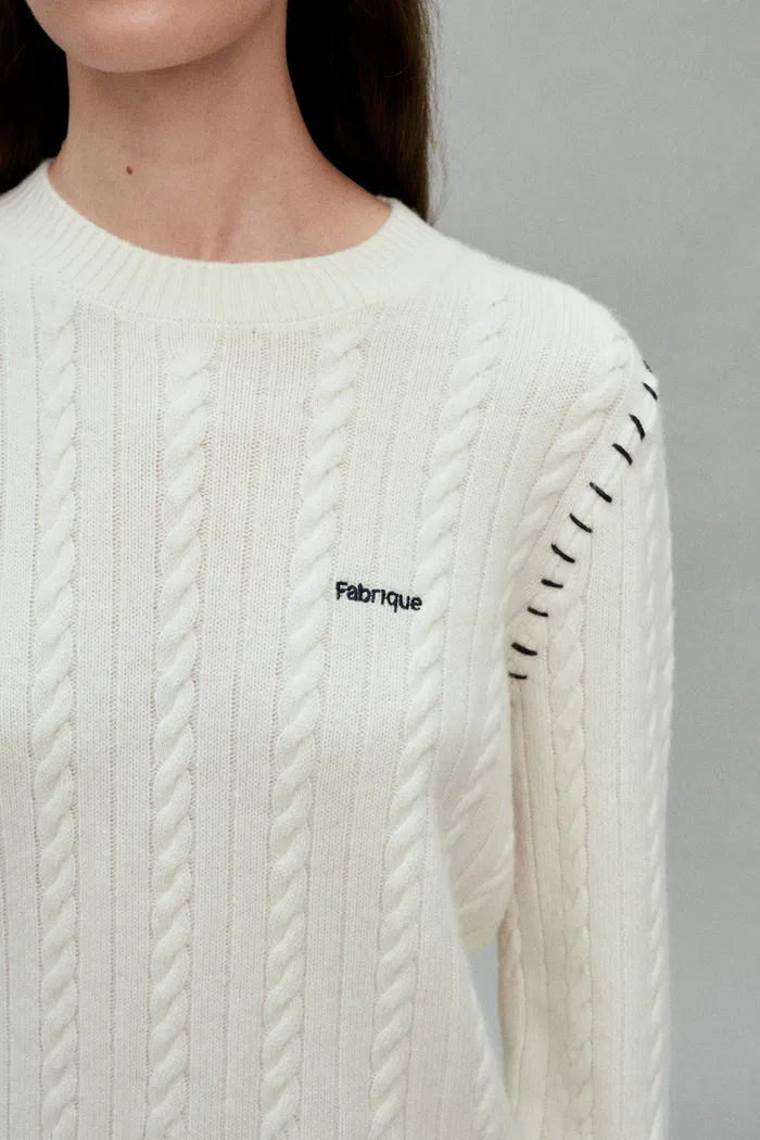6175-nova-sweater-in-merino-cashmere-cable-knit-1.webp