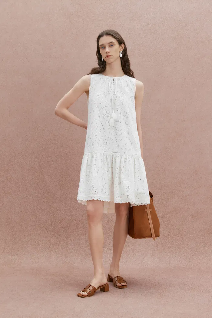 6201-virna-embroidered-sleeveless-dress-in-cotton-poplin-1.webp