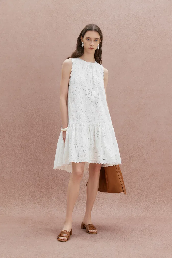 6201-virna-embroidered-sleeveless-dress-in-cotton-poplin-1.webp