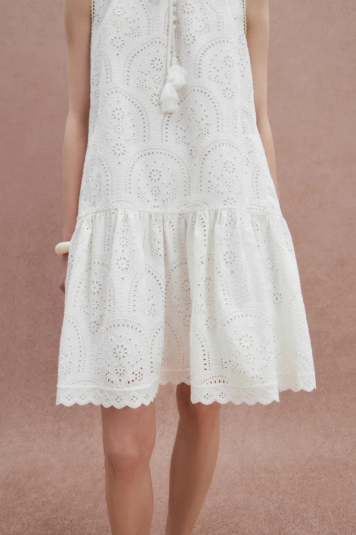 6201-virna-embroidered-sleeveless-dress-in-cotton-poplin-1.webp