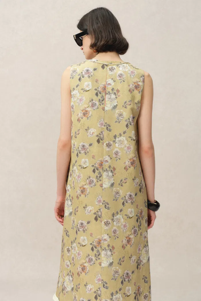 6217-sienna-v-neck-flora-print-dress-in-linen-1.webp