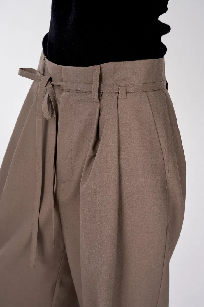 6327-alba-belted-suit-trousers-in-wool-blend-1.webp