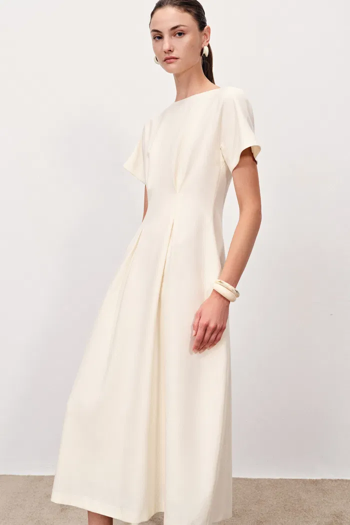 638-ebba-boat-neck-dress-in-merino-wool-blend-1.webp
