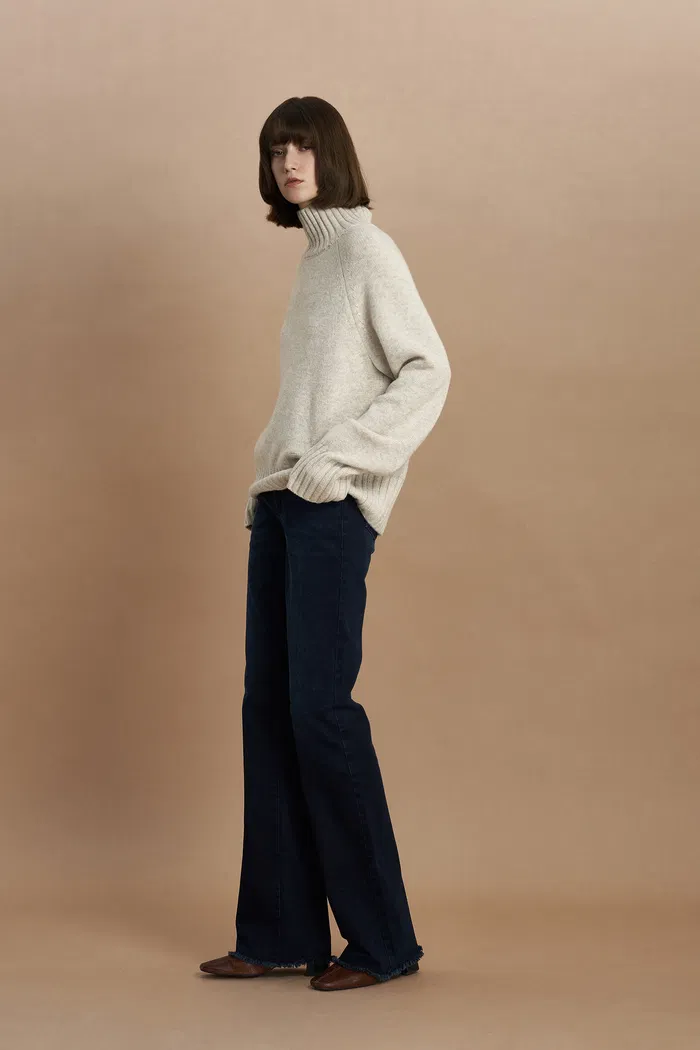 6451-keth-turtleneck-sweater-in-merino-cashmere-knit-1.webp